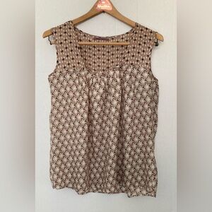 Velvet🟣 EUC Size P (Small) 100% Silk Geometric Floral Top